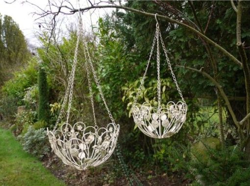 Light Hanging Baskets