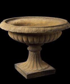 Woodbury Urn EG012