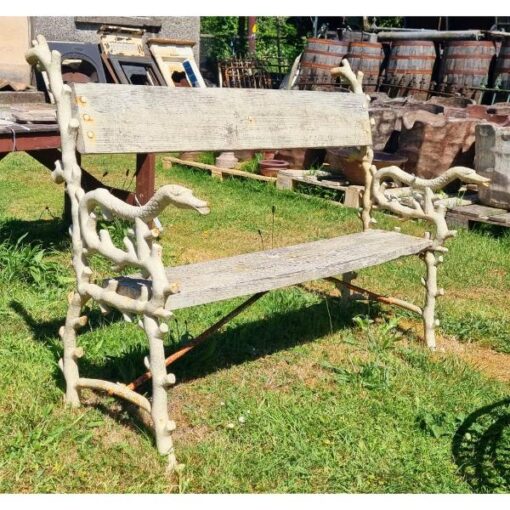 Bench Cast Iron and Timber Ornate Ends H23 (1)