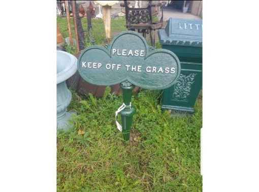 Keep off the grass stake