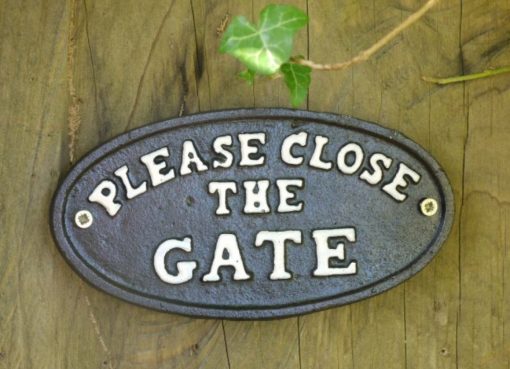 Please close the gate - black - cast iron