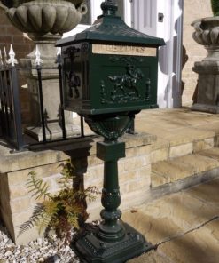 Post Box - Pole - Green