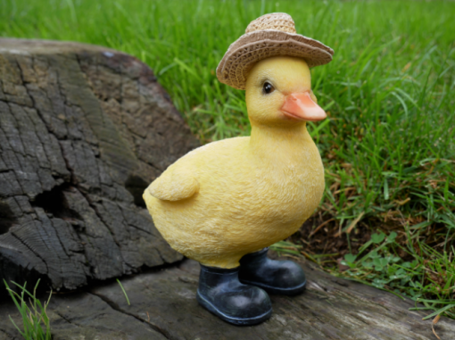 Chick - with hat and boots