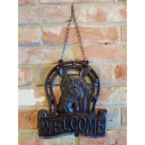 Horse - Welcome sign and chain