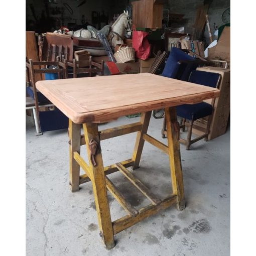 Butter Churn Mixer Table