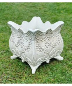 Ornate Square Planter Cast Iron H225 (1)