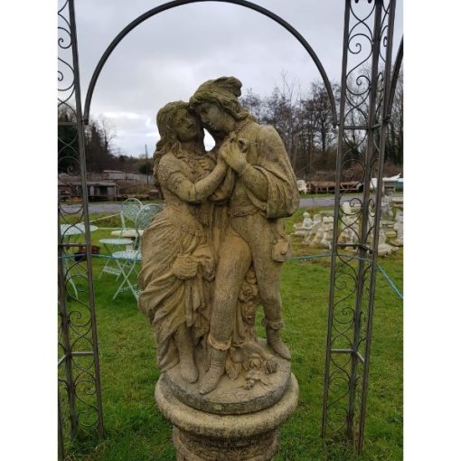 Romeo and Juliet - Statue - 1c