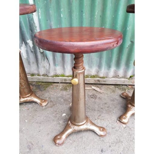 Singer Sowing Stools - Antique - 1e