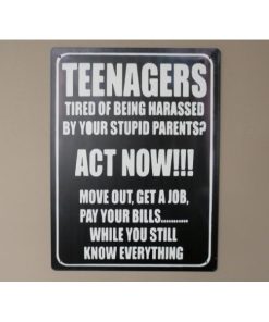 Teenagers - D8366