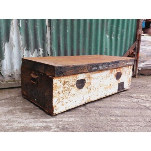 Vintage Metal Trunk - KAS219a