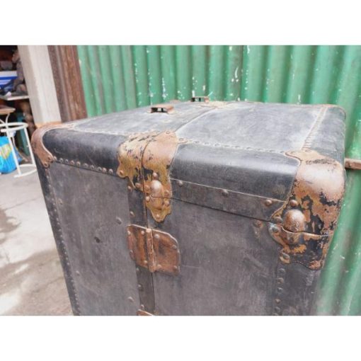 Vintage Travel Trunk - KAS440n