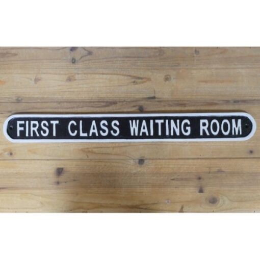 First Class Waiting Room D8906