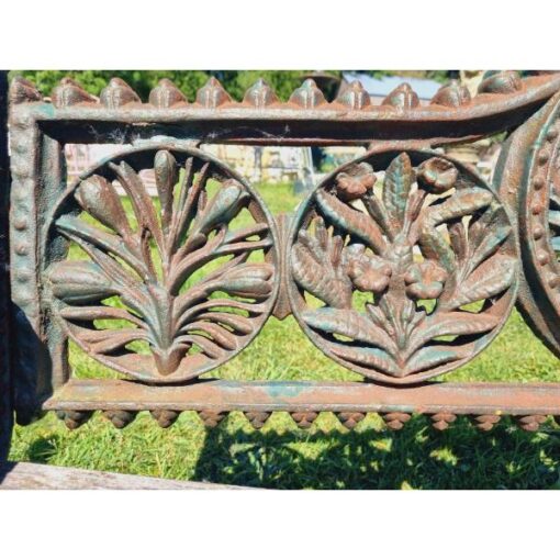 Pair of Cast Iron Benches KAS774 (9)