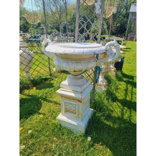 Pair of Cast Iron Urns on Pedestals H397 (4)
