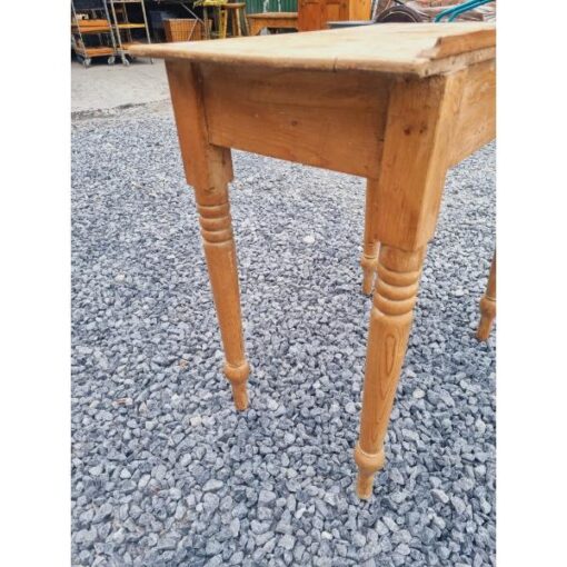 Pine Side Table KAS770 (1)