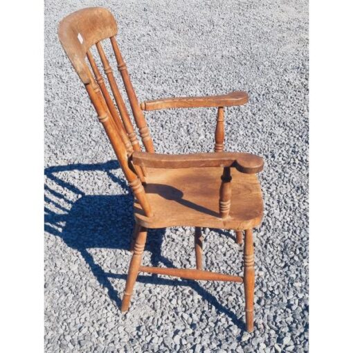 Spindle Back Arm Chair KAS771 (3)