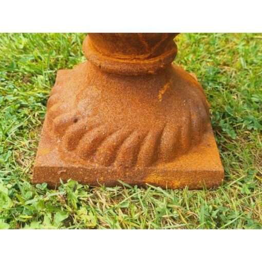 Pineapple Pier Caps CH-R-961 (2)