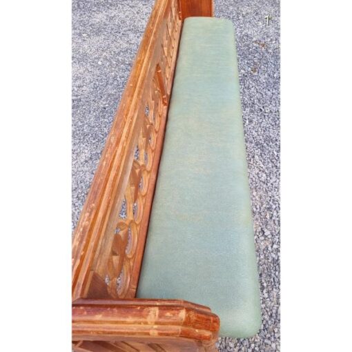 Pugin Pew KAS789 (10)