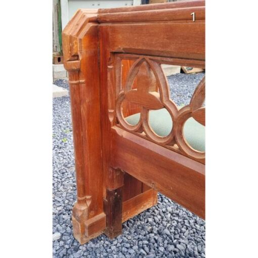 Pugin Pew KAS789 (4)