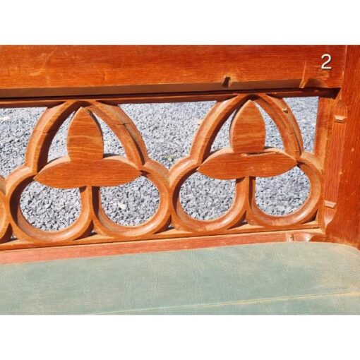 Pugin Pew KAS790 (3)