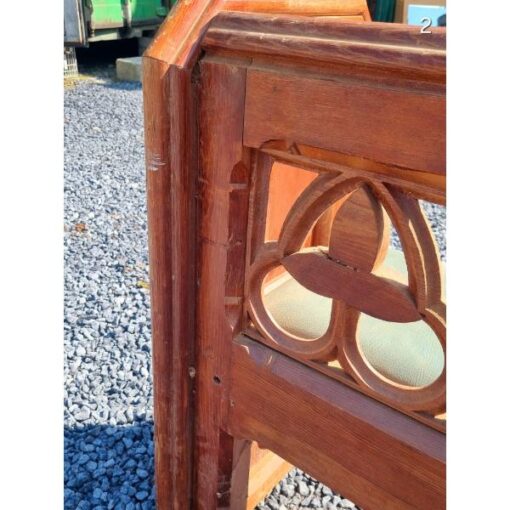 Pugin Pew KAS790 (4)