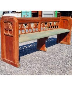 Pugin Pew KAS790 (6)