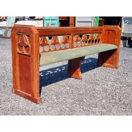 Pugin Pew KAS790 (6)