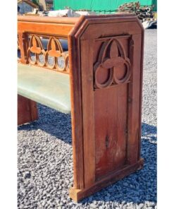 Pugin Pew KAS790 (8)