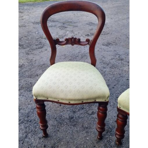 Pair of Balloon Back Chairs KAS862 (3)