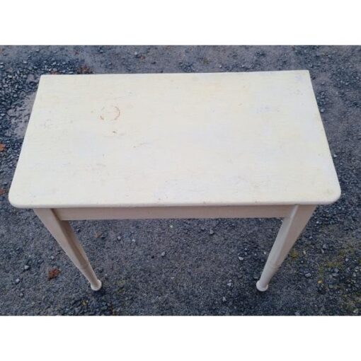 Table by J.P. Sherin Kilkenny KAS863 (2)