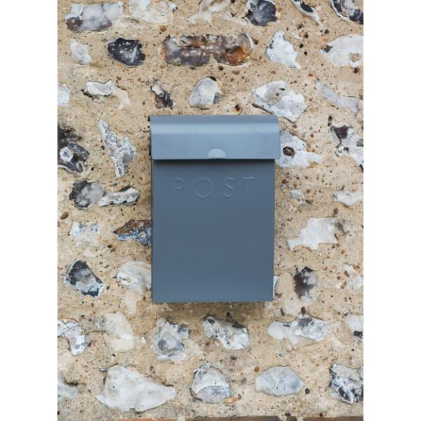 Classic Post box with Lock Charcoal GT-64 (6)