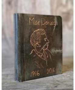 Paperweight 'McDonagh' KAS1044 (1)