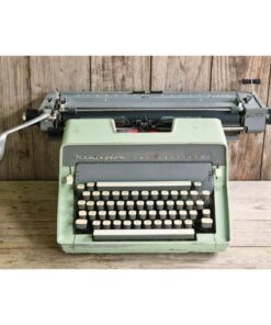 1960s Remington International Typewriter KAS1228 (1)